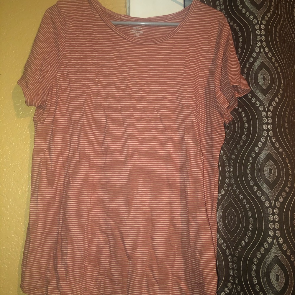 🎉Old navy tee